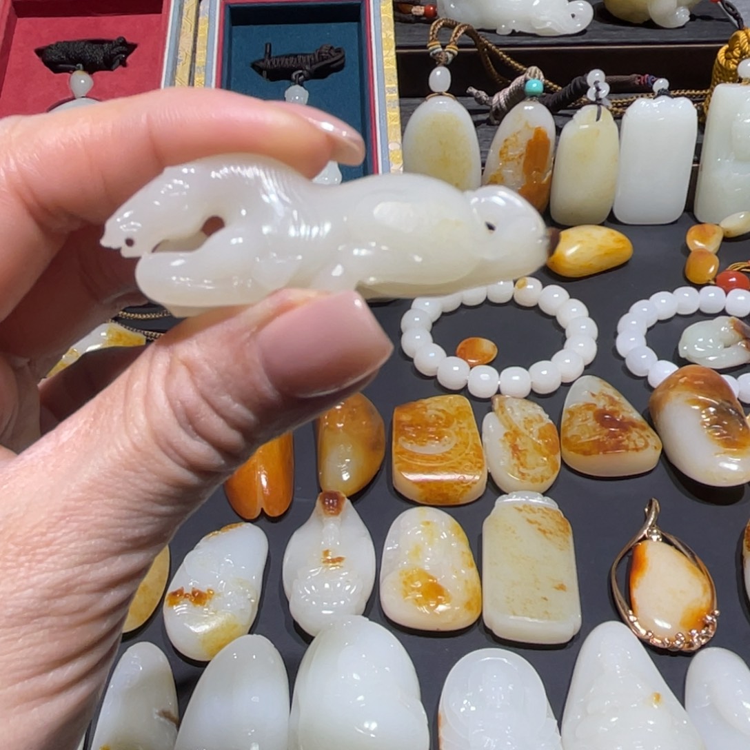 和田玉未镶嵌包链