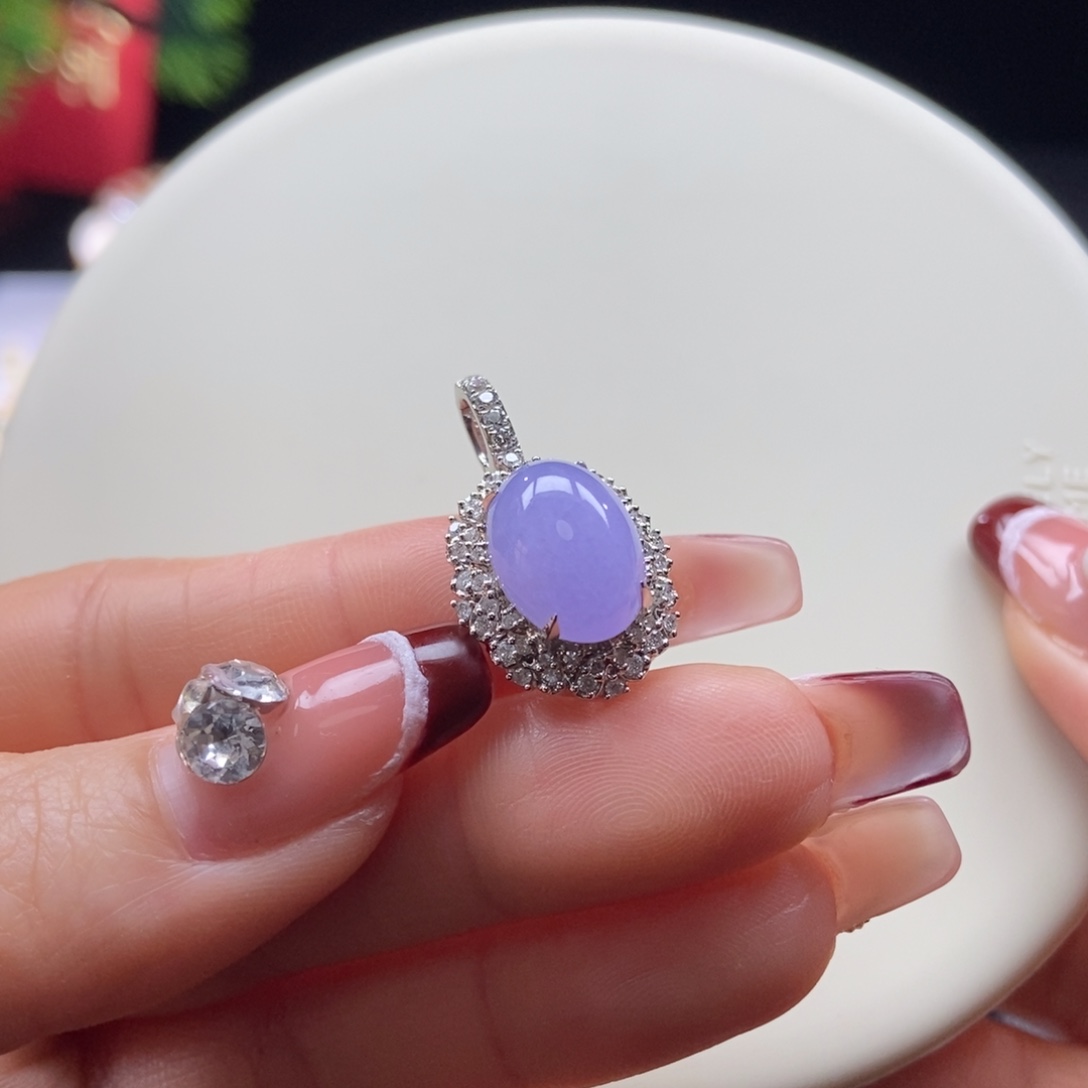 翡翠吊坠(不含链)18K金镶嵌翡翠浓紫蛋面吊坠