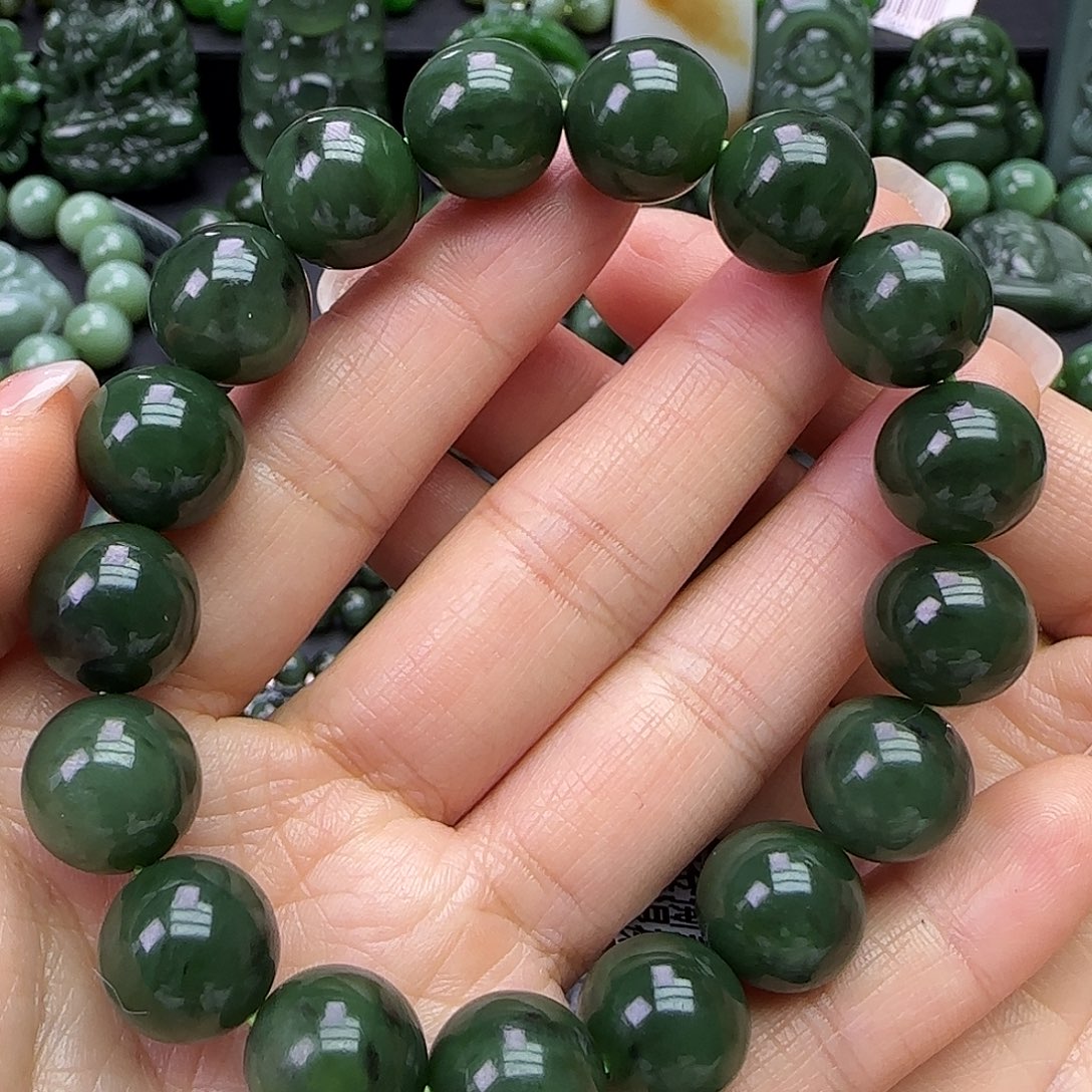 和田玉未镶嵌珠宝奇石