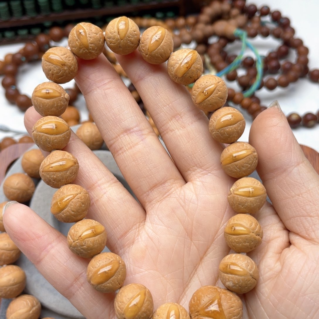 凤眼菩提手串L280-K04凤眼菩提13+同树