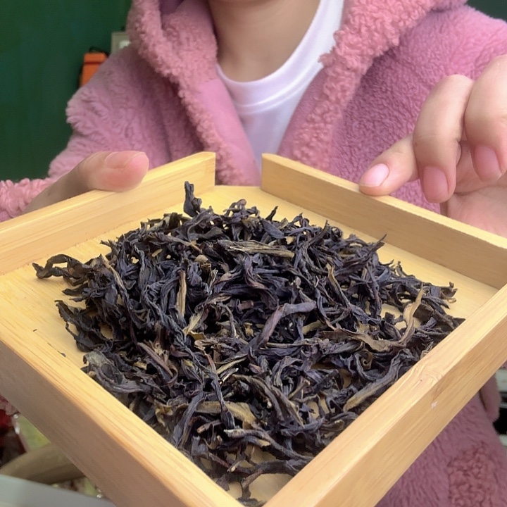 无纺布雪片凤凰单丛100克罐装