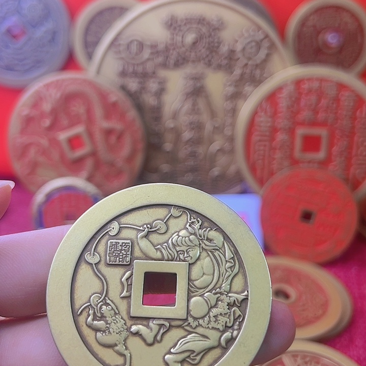 精品高货花钱护您万周全（现代工艺品