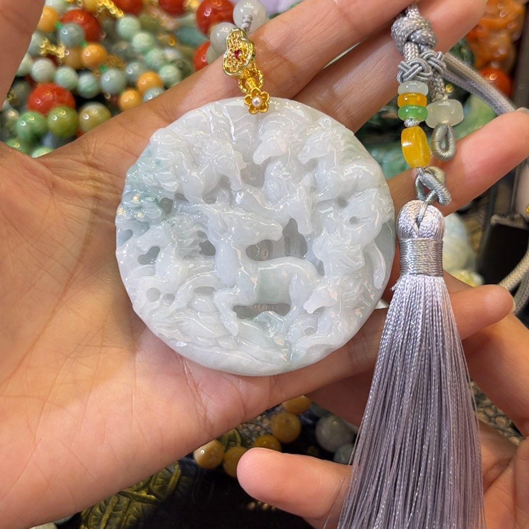 翡翠颈饰未镶嵌待编款