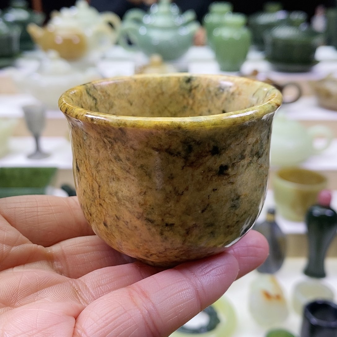 和田玉茶杯未镶嵌