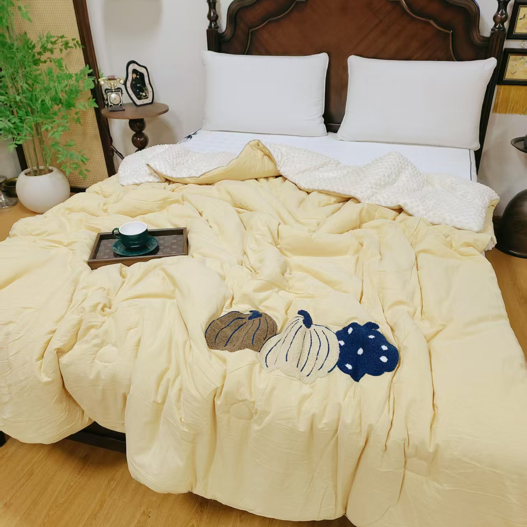 毛巾绣南瓜豆豆被200*230微瑕～C513（融雪白）