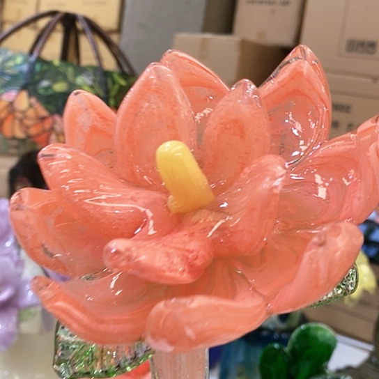 琉璃花瓶高45厘米宽9厘米