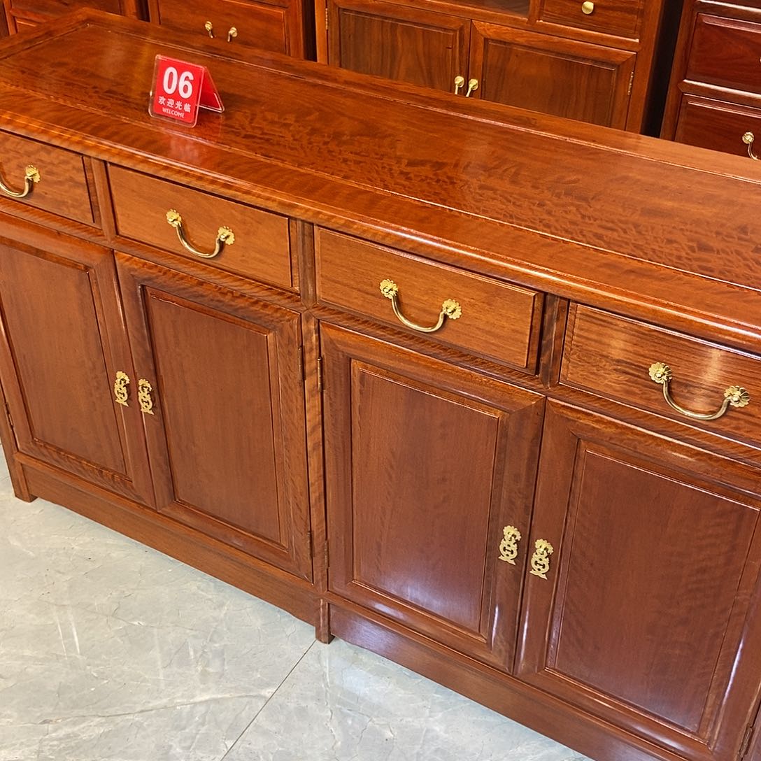 优***哥柜类家具花梨木类四门丝绸素面直脚