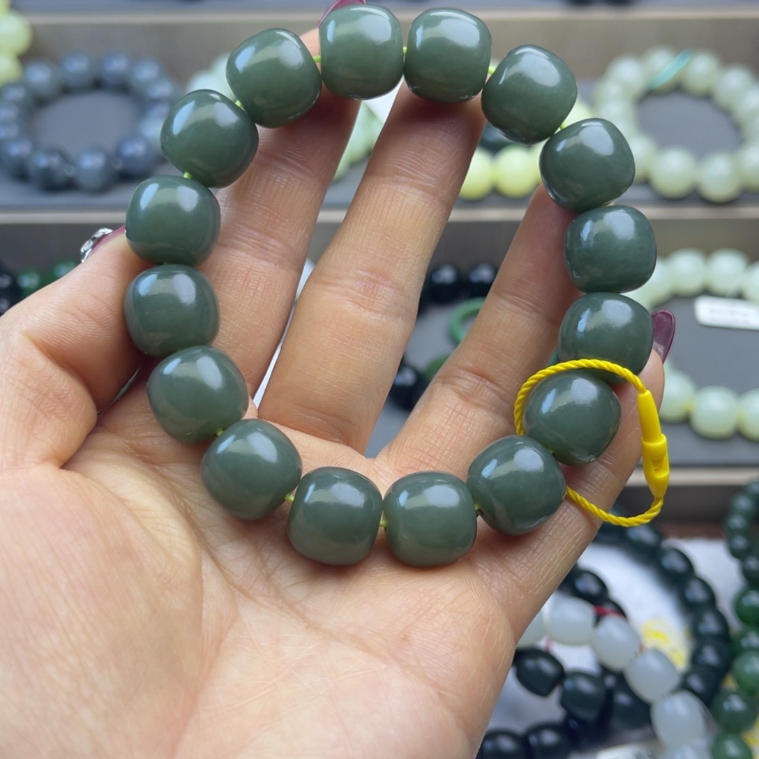 和田玉手链未镶嵌