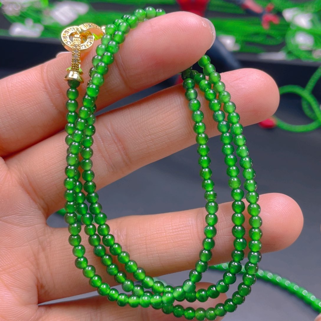 翡翠颈饰未镶嵌，1