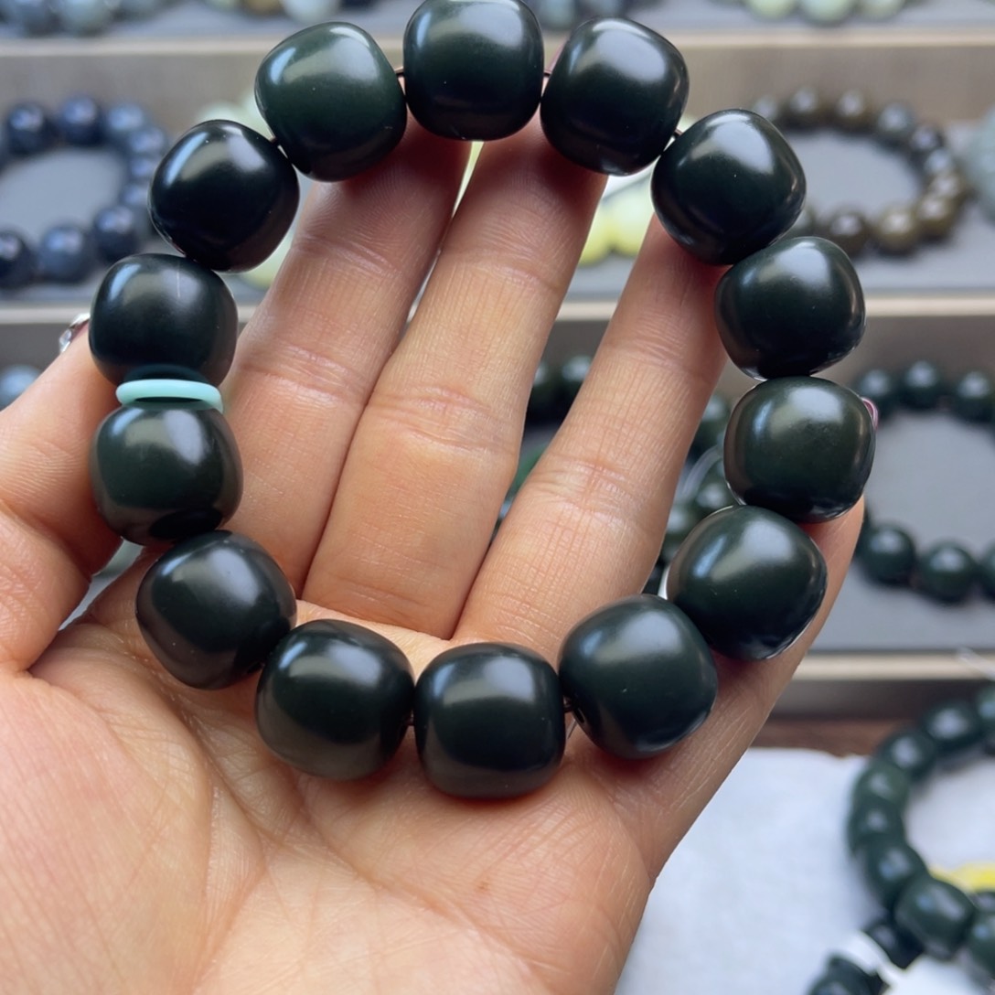 和田玉手链未镶嵌