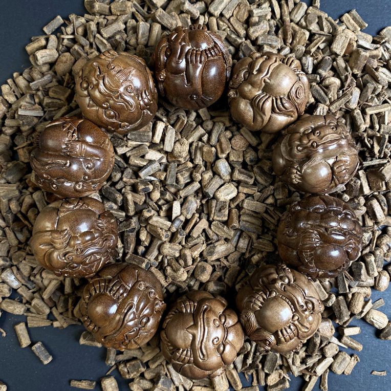 保真沉水印度阴沉老山檀香湘工雕刻招财貔貅3.0黑肉佛珠文玩手串