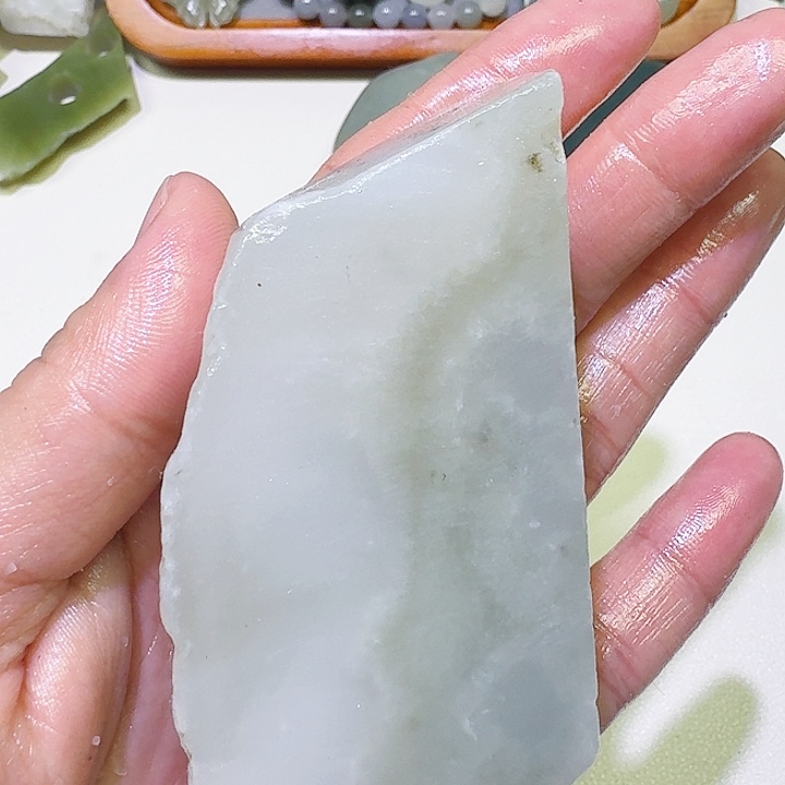 和田玉未镶嵌车挂