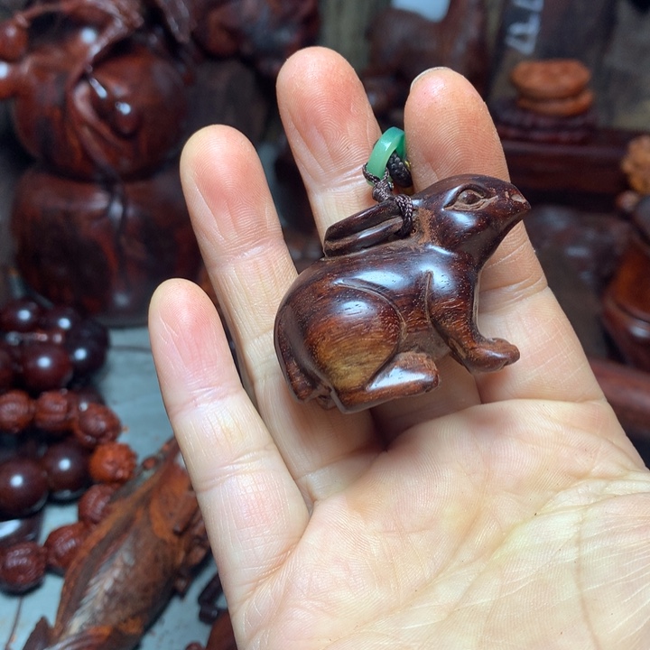 檀香紫檀（小叶紫檀）悟*?