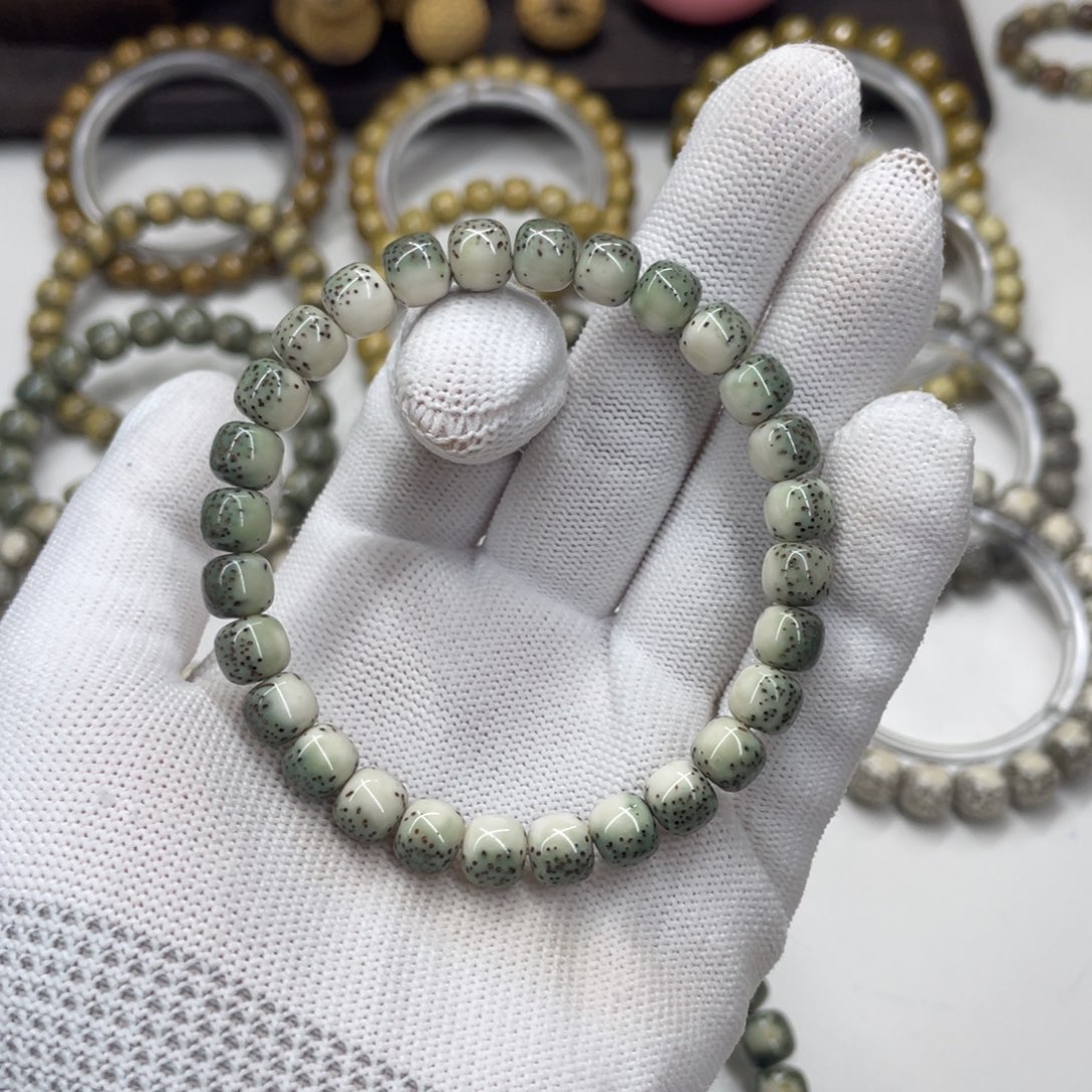 星月菩提手串画*8mm绿背河豚