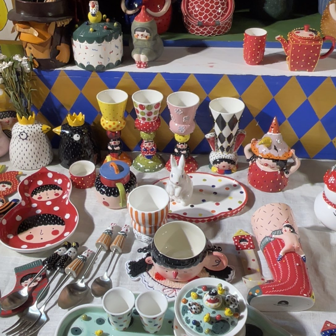 陶瓷哈哈哈哈哈哈哈