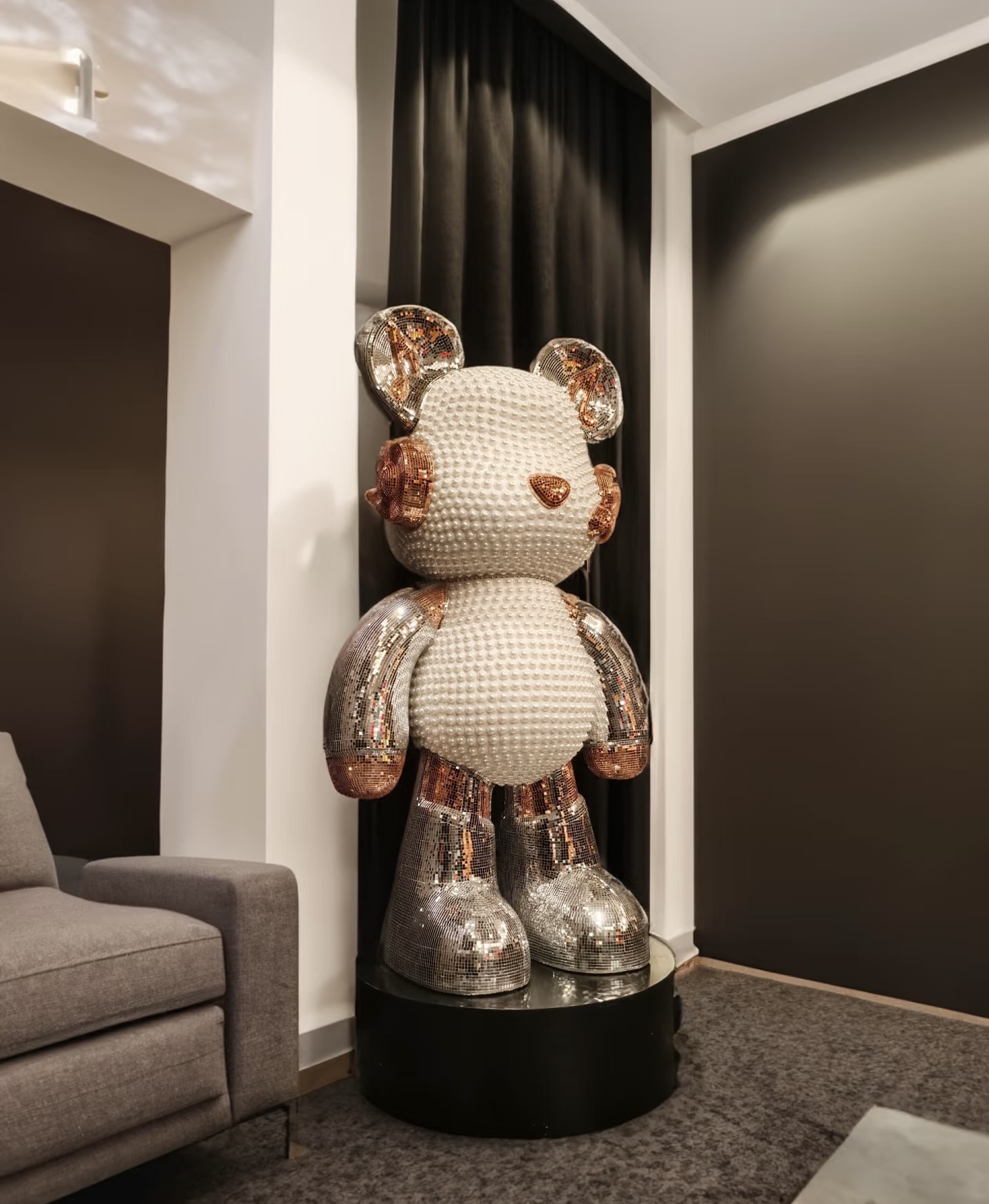 B猎户潮玩摆件智能居家饰品电视柜潮玩轻奢简约展示柜摆件礼物