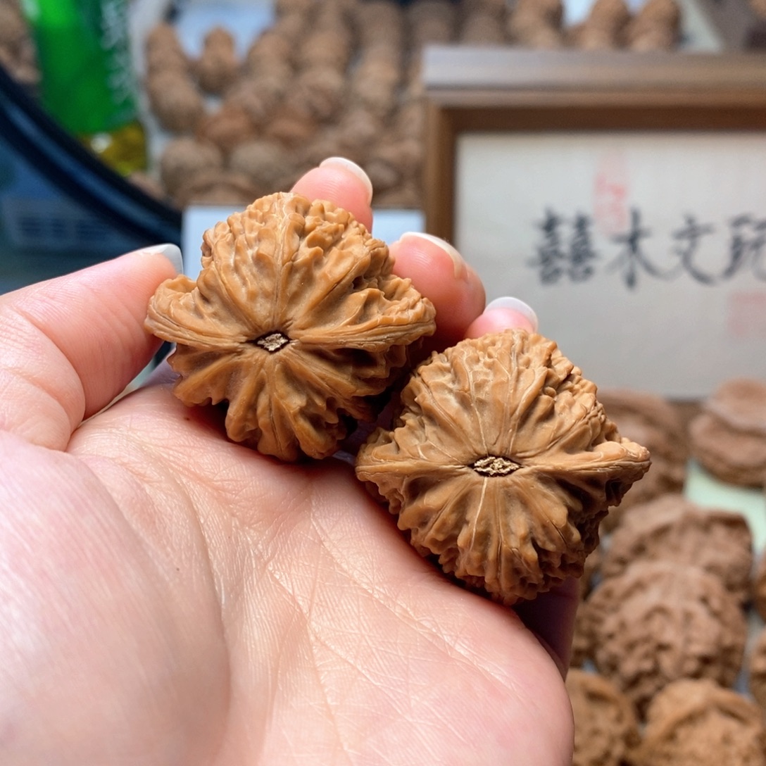 虽***矣把件文玩核桃1111111111111111