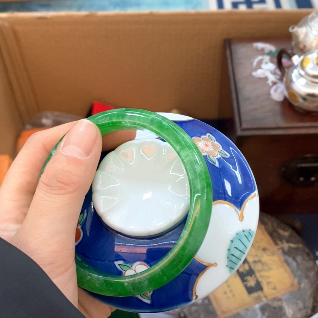 瓷片不会哈哈哈哈哈哈哈哈