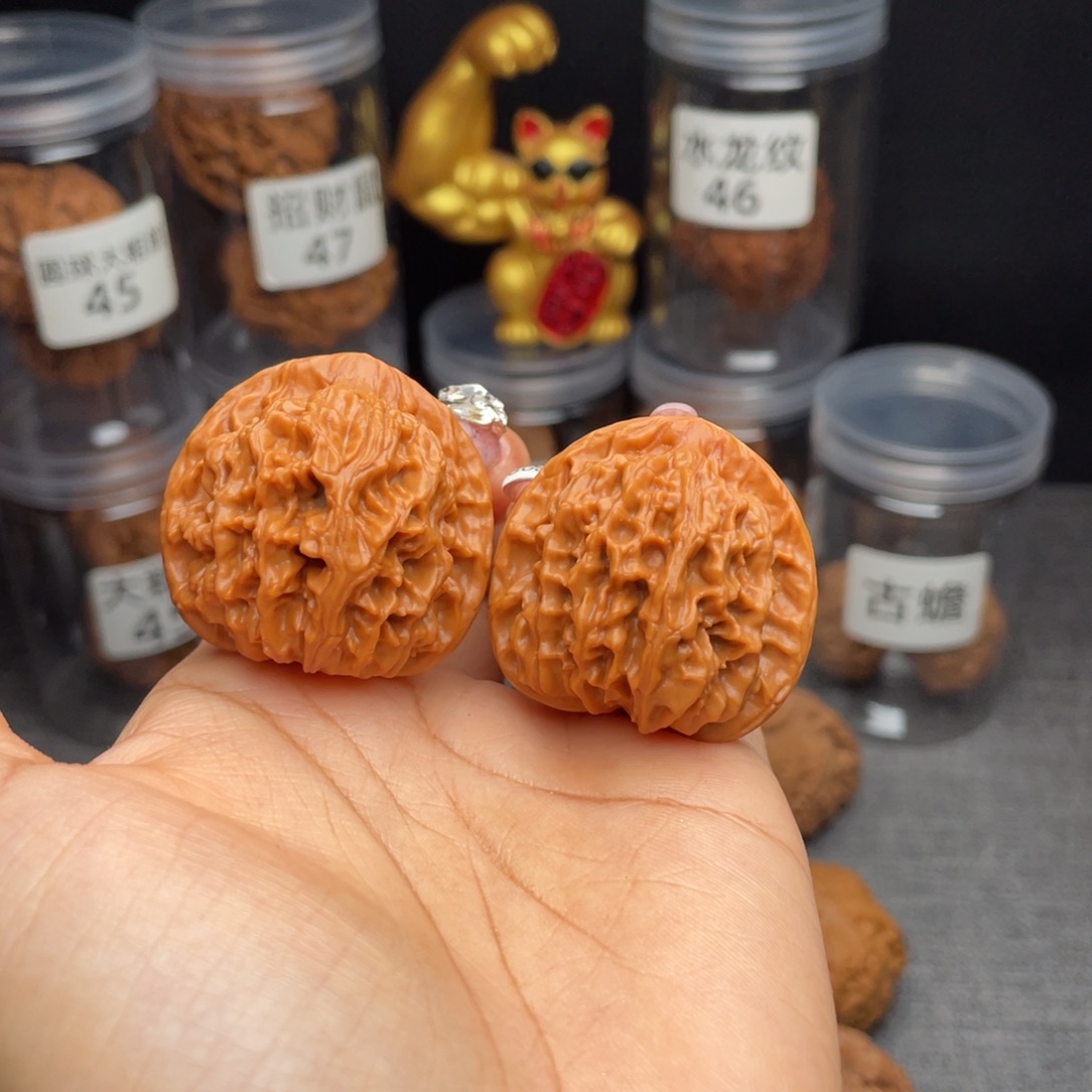 文玩核桃把件天地