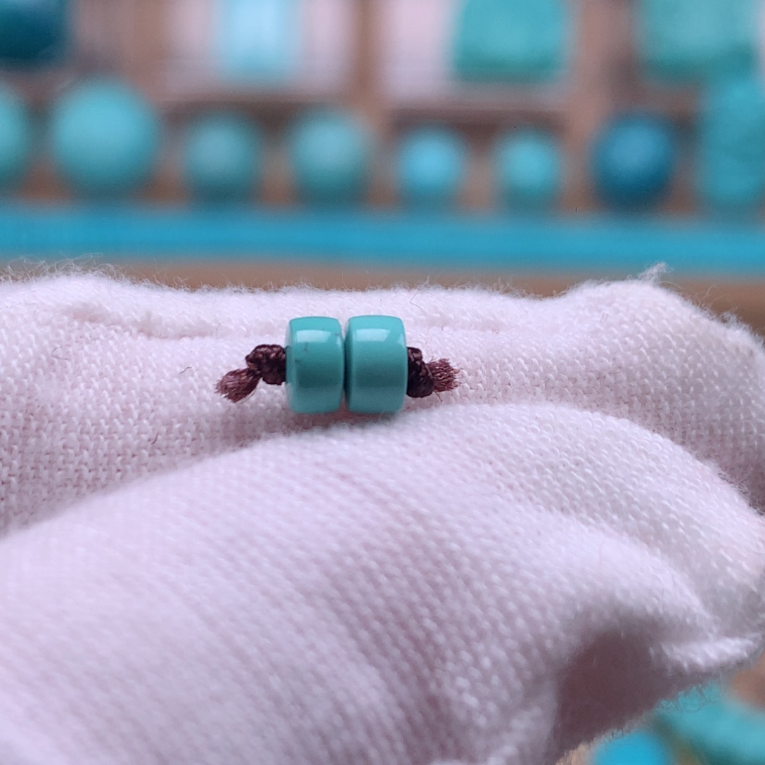 绿松石未镶嵌珠宝奇石4.4mm