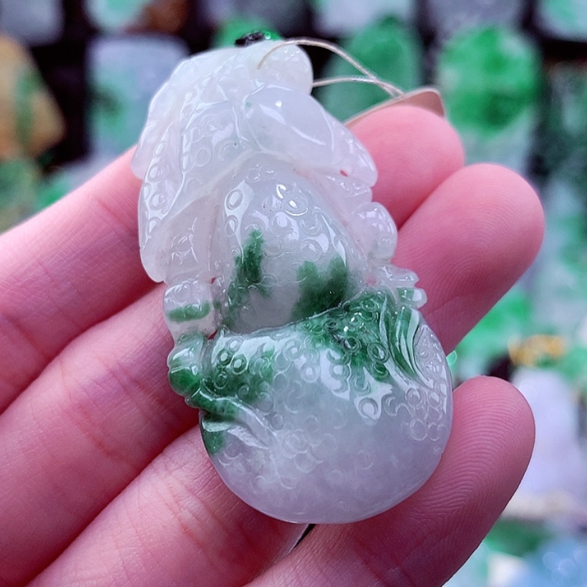 【闪购商品】翡翠颈饰未镶嵌天然