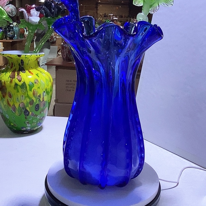 花瓶高33厘米口径15厘米