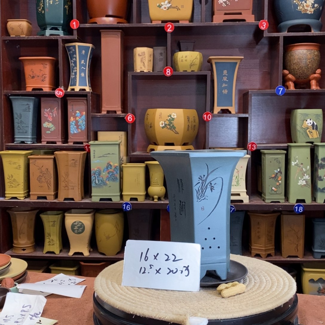 紫砂花盆正*紫砂花盆