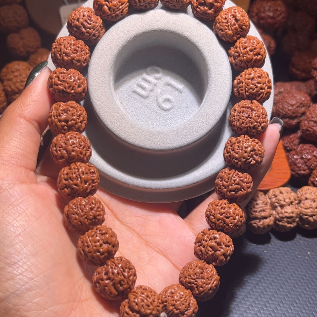 金刚菩提手串16手持