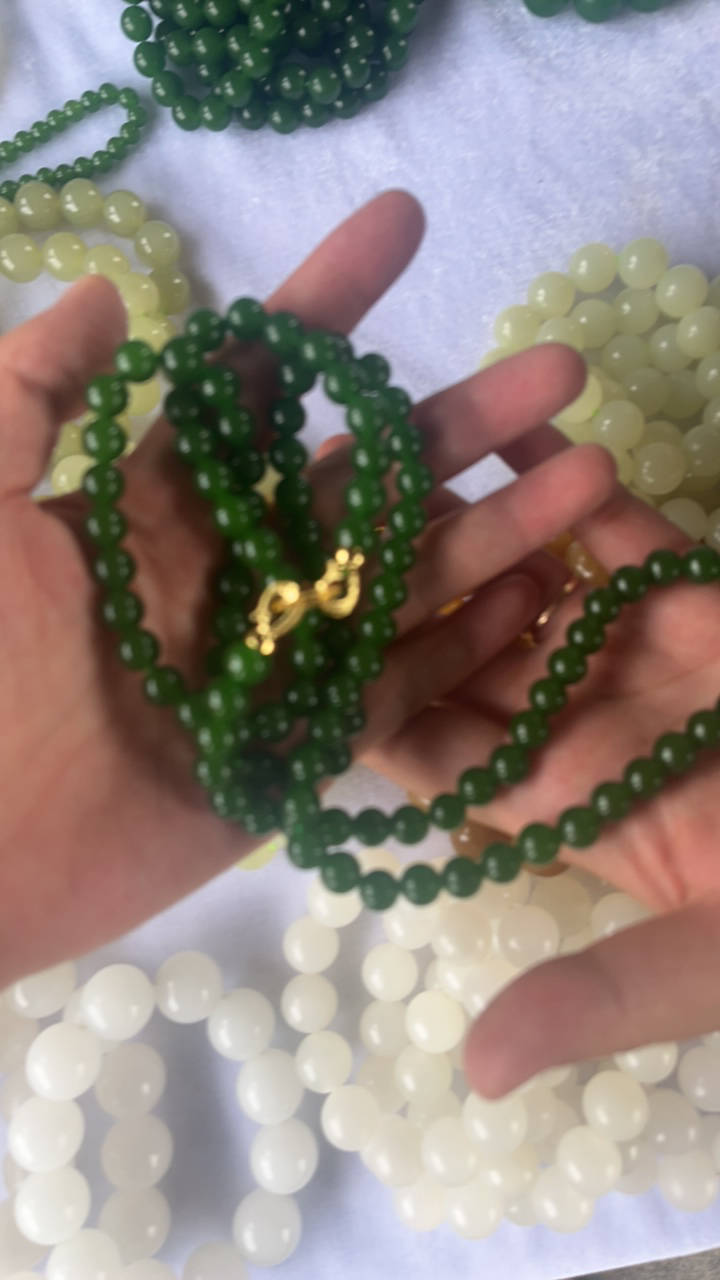高端波彩绿108颗8mm