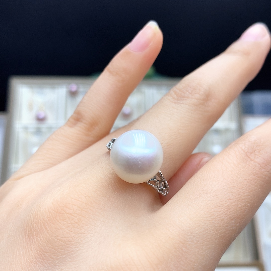 淡水珍珠合金颈饰