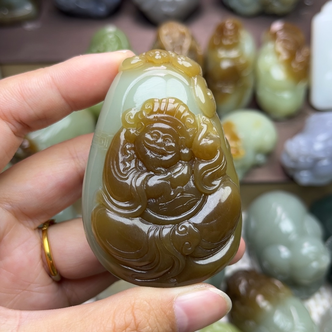 清***派和田玉未镶嵌把件