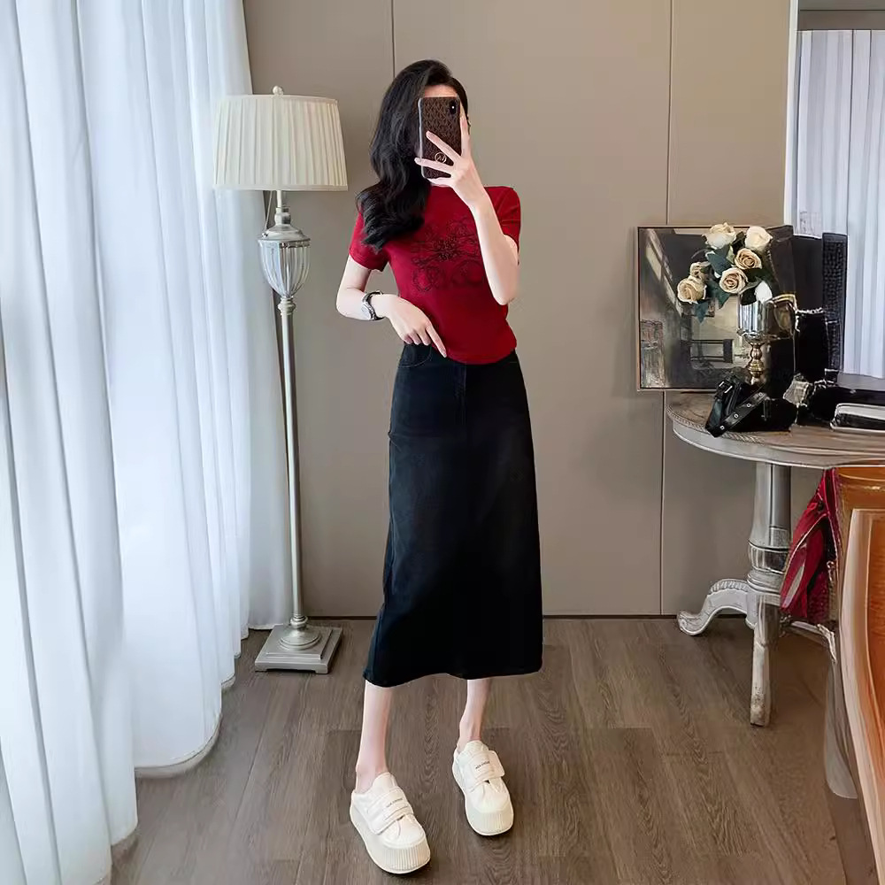 韩系穿搭套装裙女夏2025新款修身显瘦欧货正肩T恤牛仔裙两件套