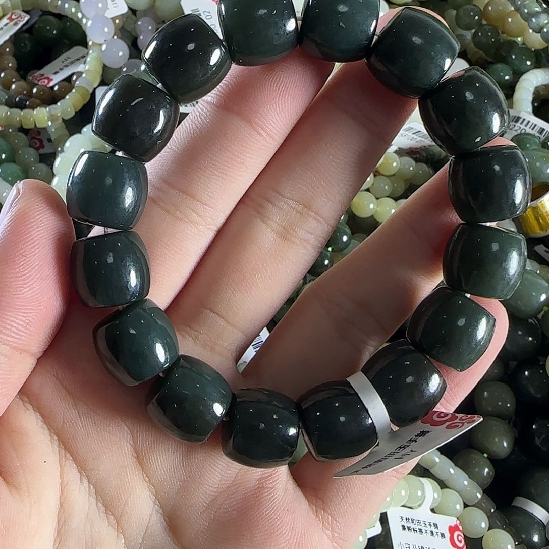 和田玉手链未镶嵌114