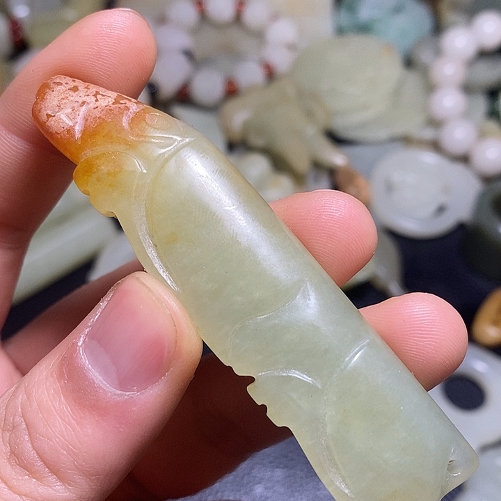 和田玉（糖玉）未镶嵌颈饰