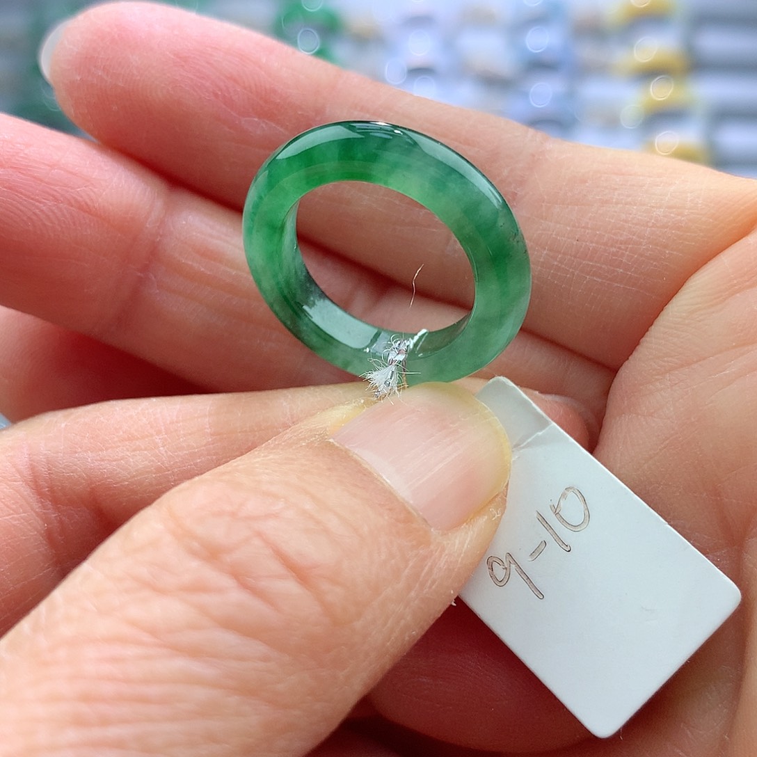 翡翠戒指未镶嵌9-10号