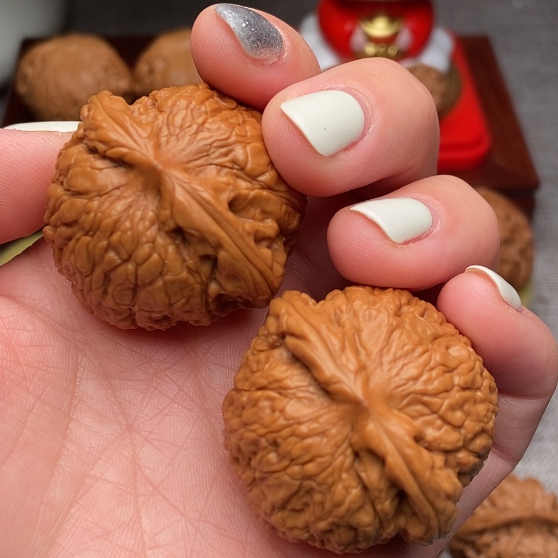 文玩核桃把件乾隆磨38.8毕业级