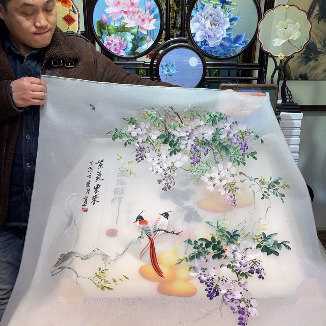 刺绣刺绣工艺精湛