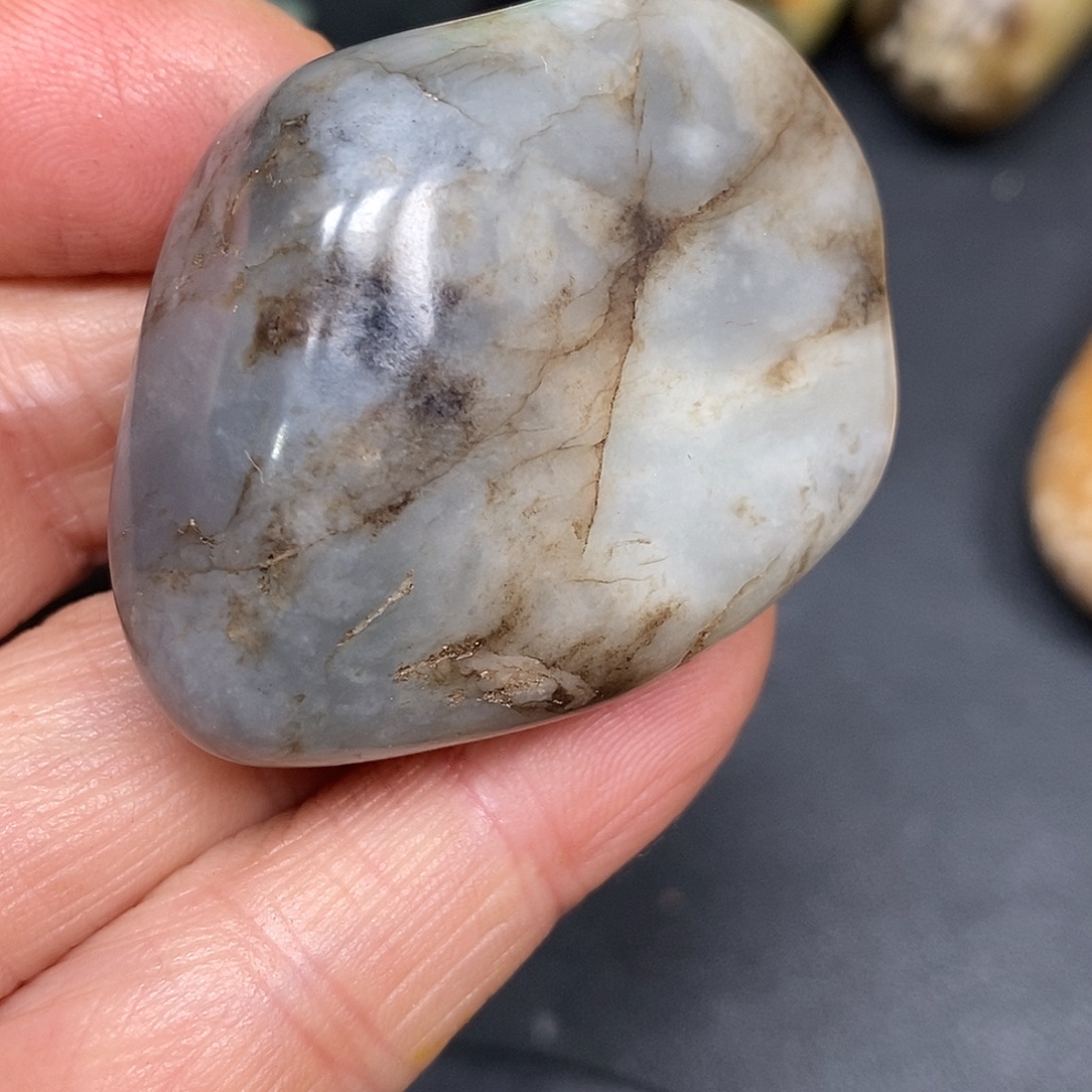 和田玉未镶嵌珠宝奇石