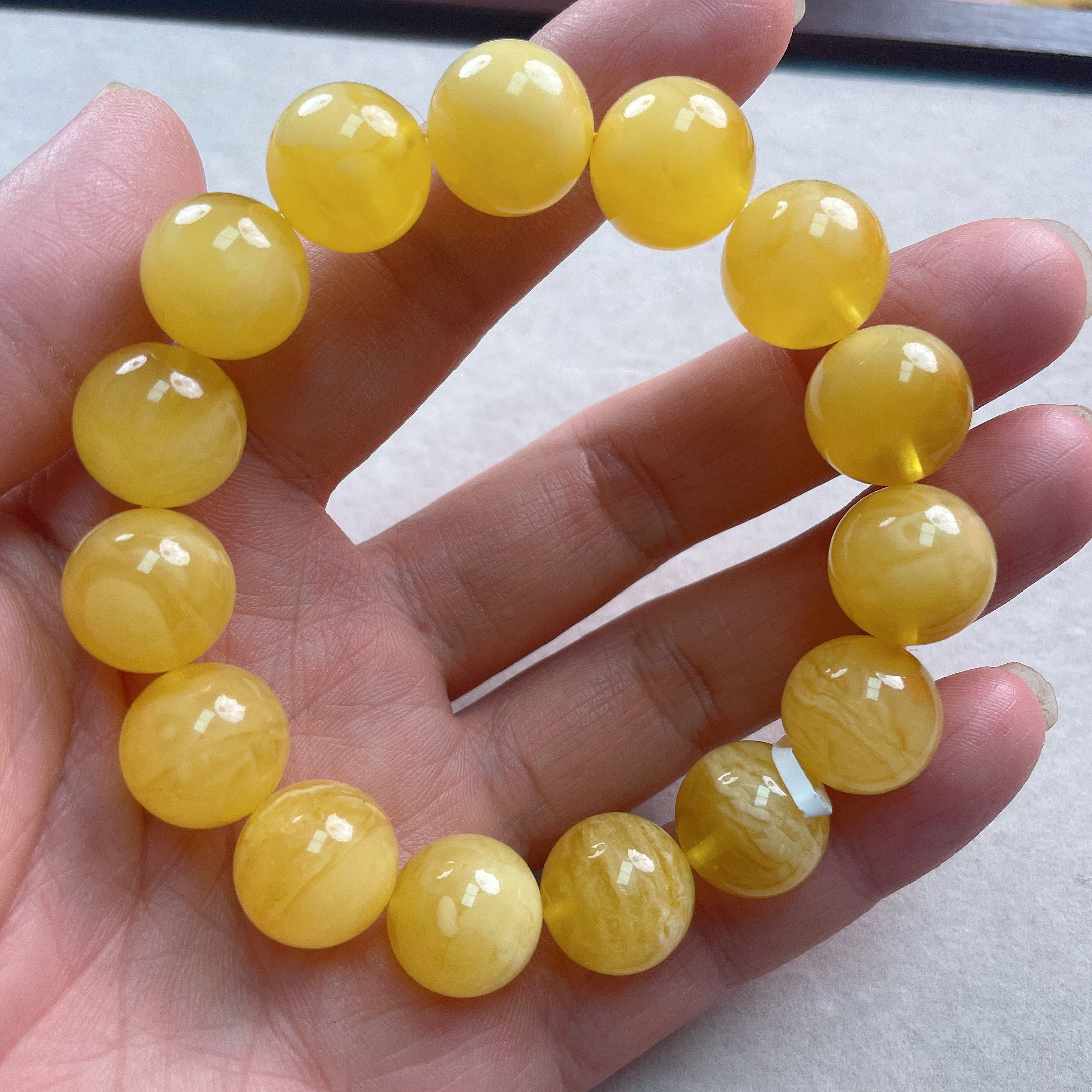 218-精品蜜蜡圆珠手串