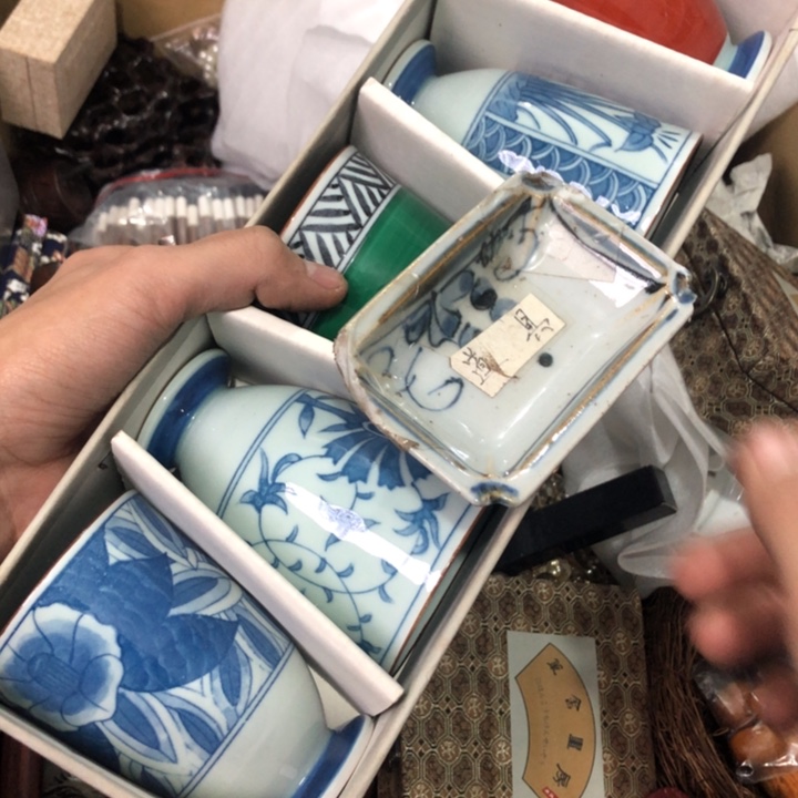 陶瓷孤品单件车里拍