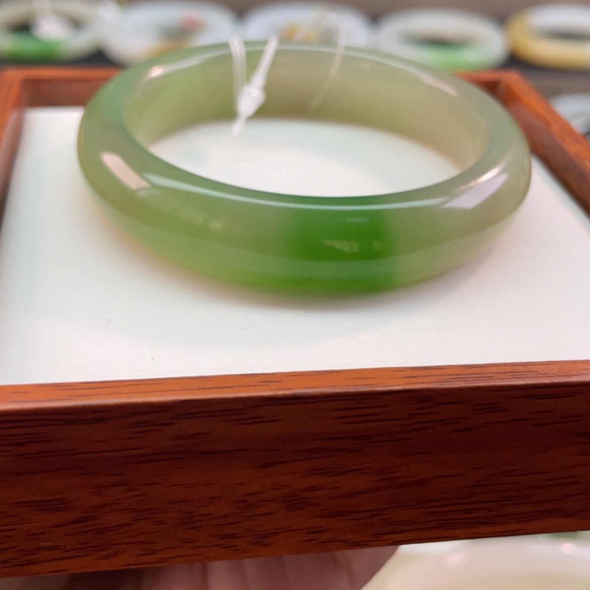 【闪购商品】和田玉手镯未镶嵌53