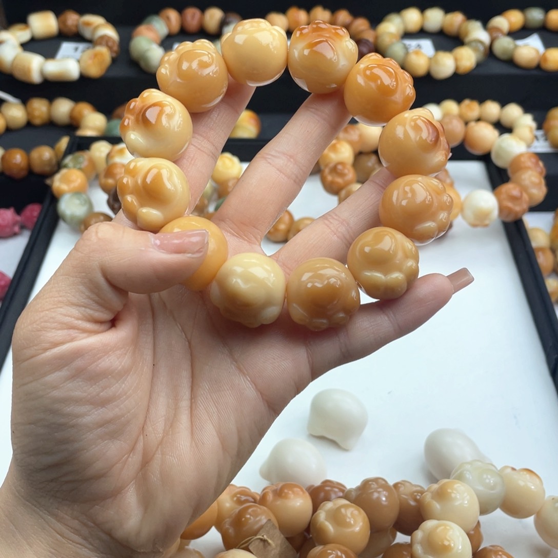 白玉菩提手串干磨蜜色