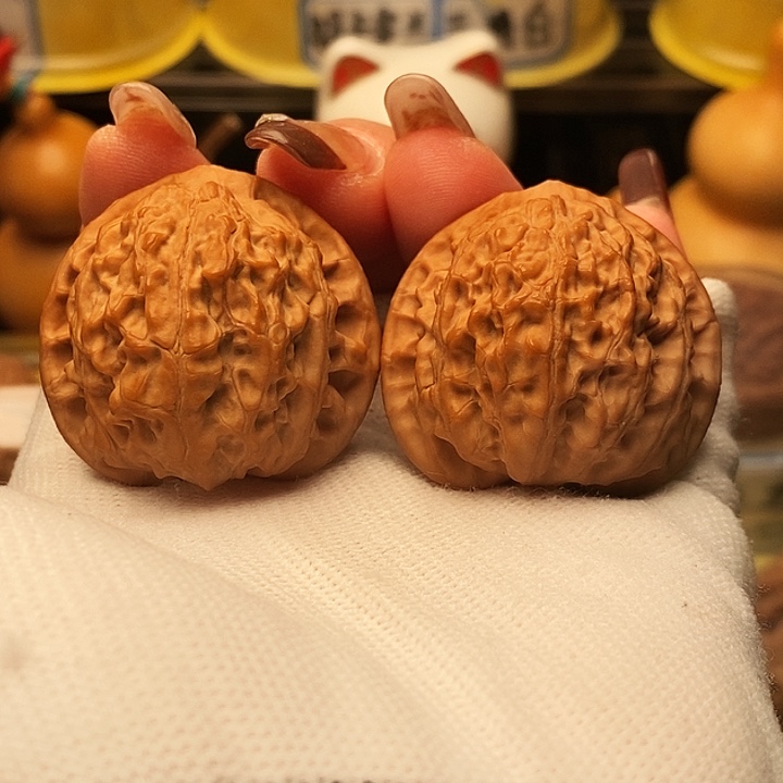 金牛全品文玩核桃把件