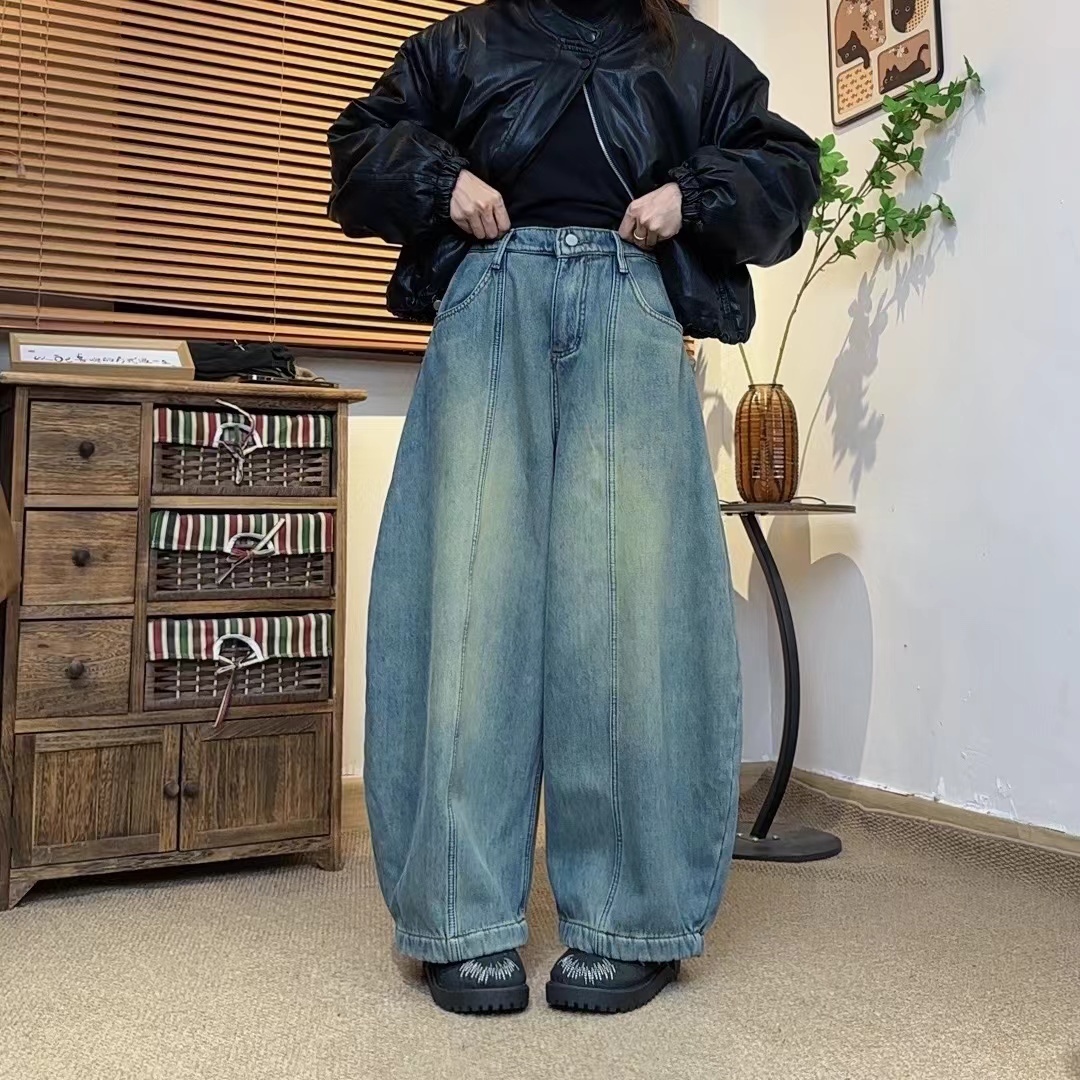 2025冬季新款百搭复古水洗牛仔弯刀裤