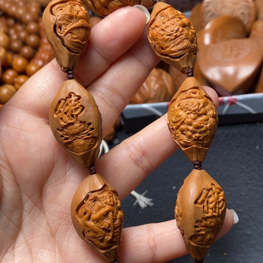 吊坠猴头核桃橄榄