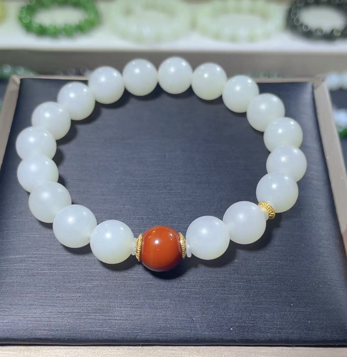 天然高端和田玉新疆且末料羊脂白玉手串油膏料约10mm圆珠手串