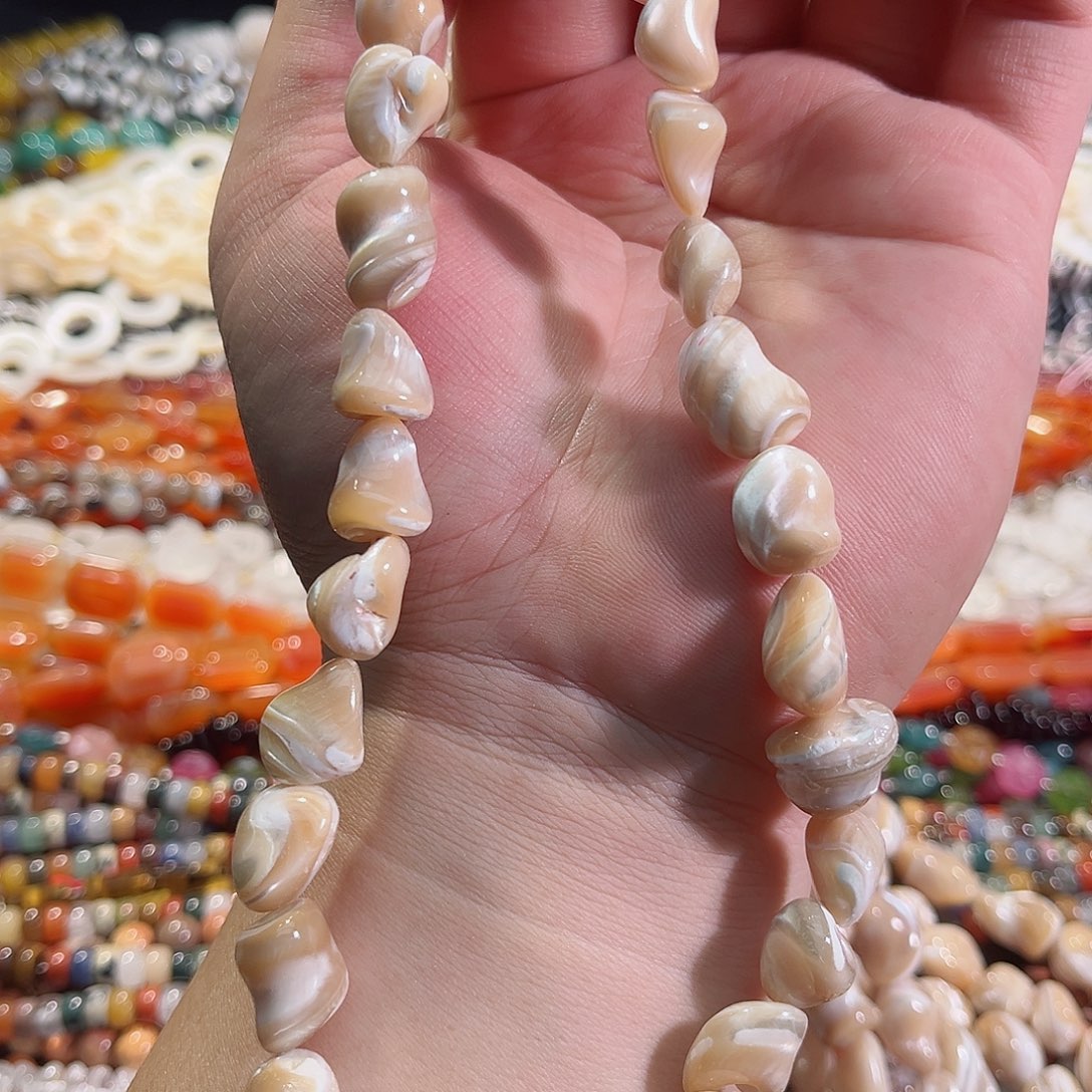 玛瑙/玉髓未镶嵌珠宝半成品马蹄螺一条12mm