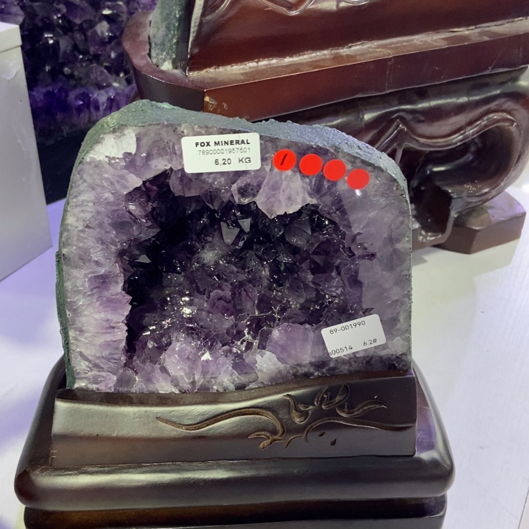 未镶嵌水晶大型摆件（非配饰）