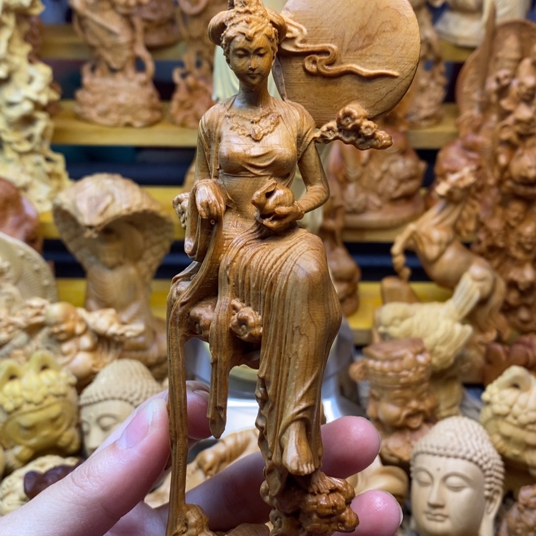 招***猫崖柏木雕嫦娥雕刻