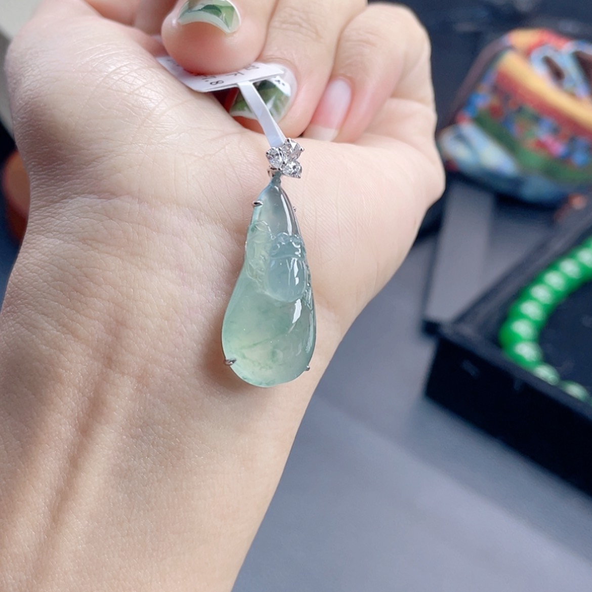 【闪购商品】翡翠颈饰18K金镶嵌69号 富甲天下